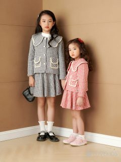 Bộ áo khoác kèm chân váy xếp ly tweed kẻ ghi đen – Lovekids (3)